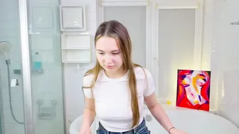 emilydeer petite camvideo