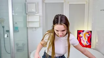 emilydeer petite camvideo
