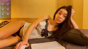 Julya_flowerss 19-Jan-2026 webcam chat