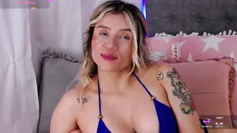 anntonellalee chat sex cam posing on webcam
