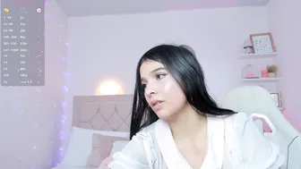 little_sweet_18 sex cam chat 20-Jan-26