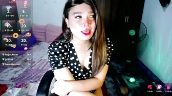 urasiansweet_cummer asian cam sex chat