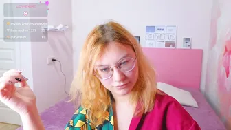 angelinalow recorded nude video 603997