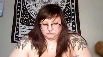 foxdarling96 bigass nude on cam