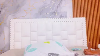 Naughty_ebonyy chat porn 21 January 2026