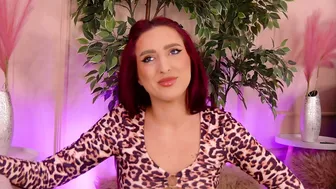 Crystallred on webcam video chat porn