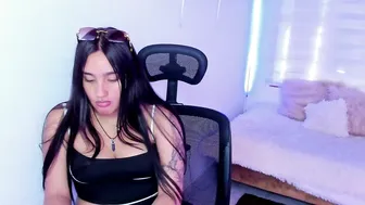 caroline_rodriguez_9 cam show 21-Jan-26