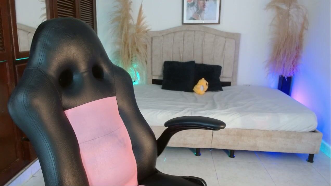annyrusso bigtits - (01/21/2026)