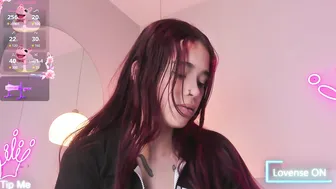 Violeth_hill 22 January 2026 cam girl chat