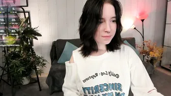 Lilithlunna shy - 06/18/2025