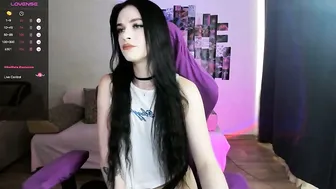 Molly_crystall porn 06-18-2025