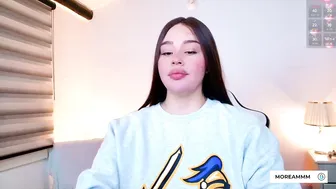 nicolthompsonn live cam video 06-18-2025
