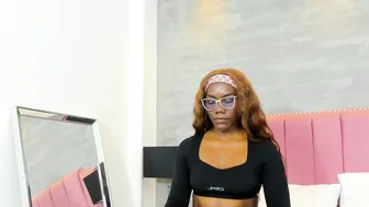 alaia_colins video cam 18 June 2025