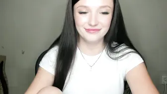 Evaamillerr video cam (06/18/2025)