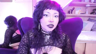 miaamane piercings video