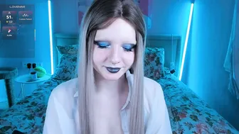 1steva 18 on webcam