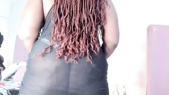 _krystal_cambell ebony posing on cam