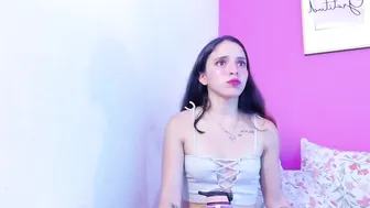 Shylittleaprill porn chat video 22 January 2026
