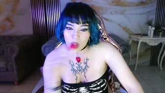 blue_navy_s live webcam show 01/22/2026