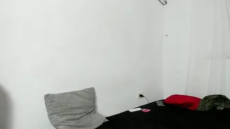 Laura_and_kevin petite hot webcam video