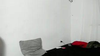 Laura_and_kevin petite hot webcam video