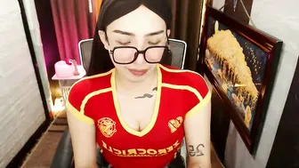 Yassiered wifematerial - (01/23/2026)