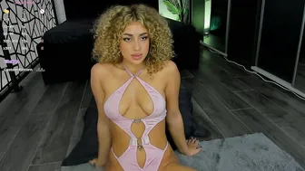 curlyanto recorded nude video 616263