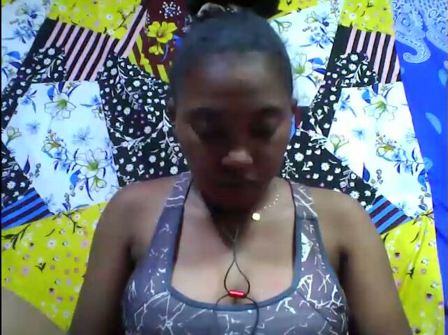 tahiriniah chat porn video (01-23-2026)
