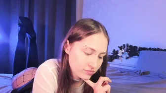 julie_qwerty young - (01/23/2026)