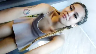 queena10 recorded nude video 617955