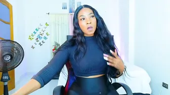 talianamoreno nude on cam 01/24/2026