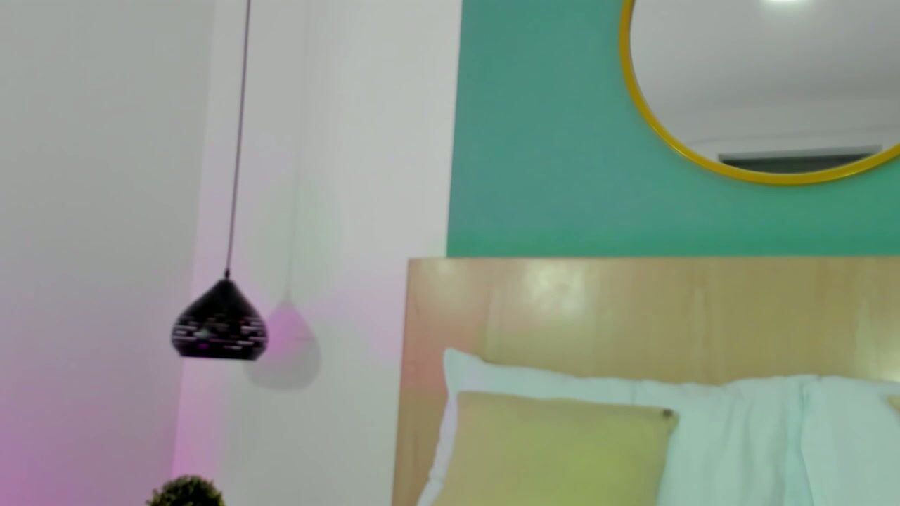 cloey07_ latina 24-Jan-26