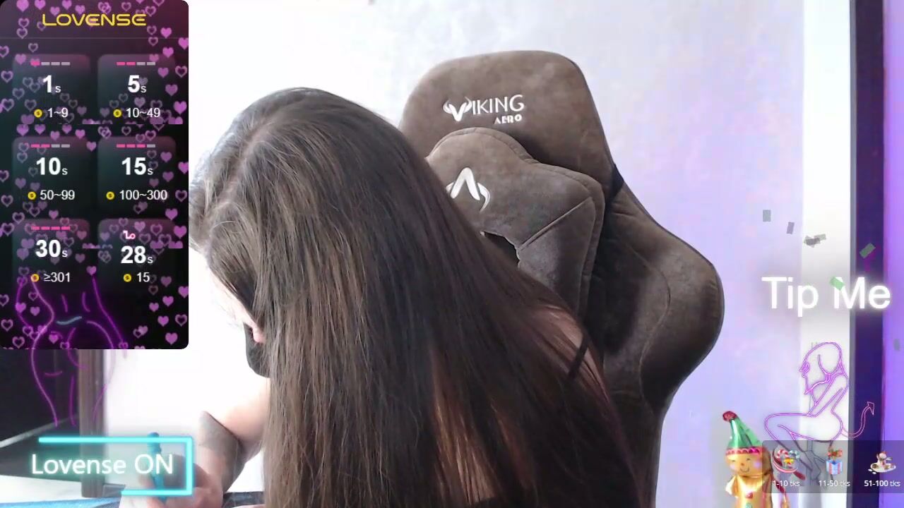 M00n8kiki longhair porn cam chat