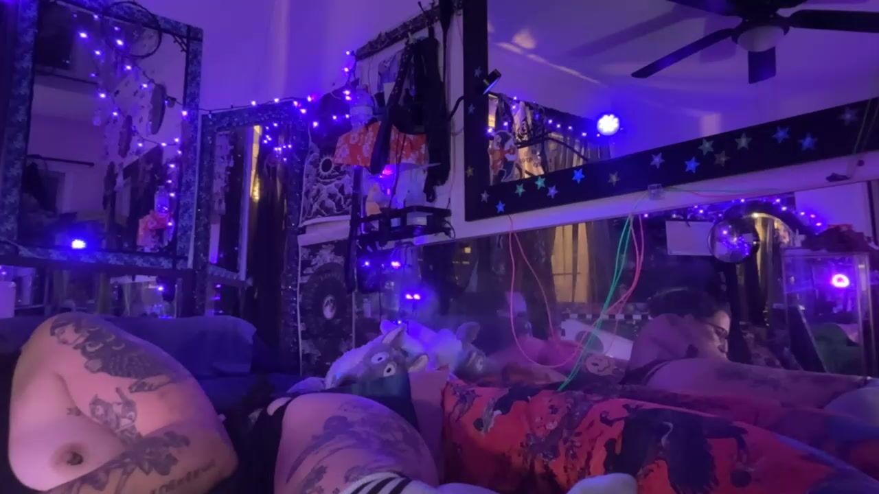 ferallux33x webcam chat amateur cam