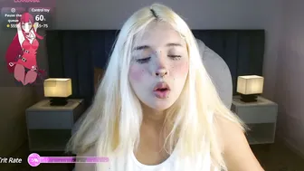 April__bunny cam girl (06/18/2025)