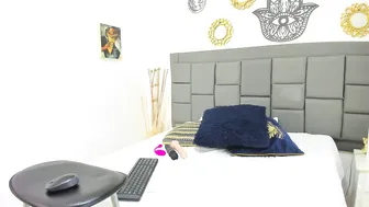 Ariadna_russo nude cam 19 June 2025