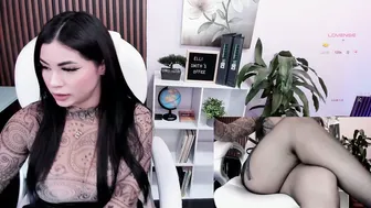 naugthyelli recorded nude video 62322
