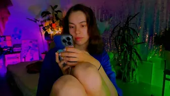 poli__ on cam (06/19/2025)