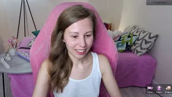 lill_mary posing on webcam nude chat