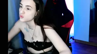 mia_martin777 recorded nude video 621014