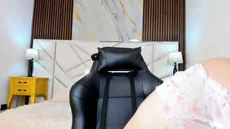 Madeline_sweet_ porn cam chat 24-Jan-26