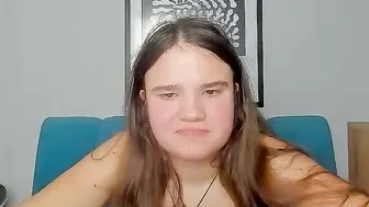 Adelecruzz bigboobs 01/25/2026