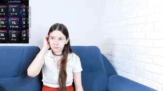 Cwendenmon teen on webcam