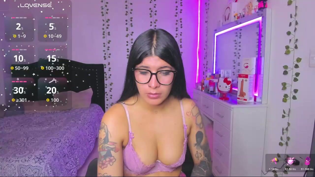 nikibryce_ cam (01-25-2026)