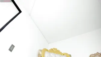 Sarah_mistress_ nude on live cam