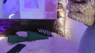 Atenajb teen webcam