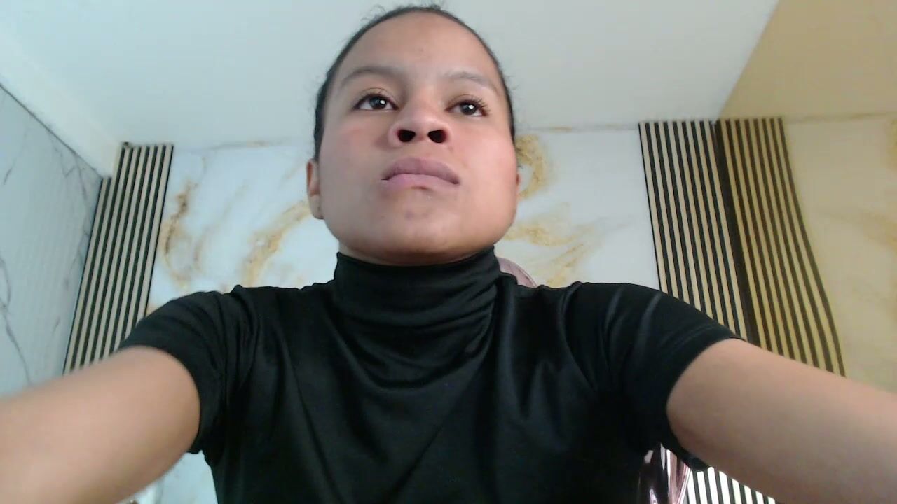 Catalina5_s (01/26/2026) posing on webcam