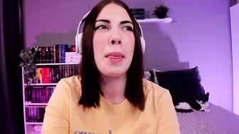 baeblossom chat cam porn 26-Jan-2026