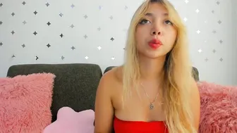 Harumi_blossom daddy on live cam