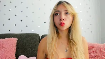Harumi_blossom daddy on live cam